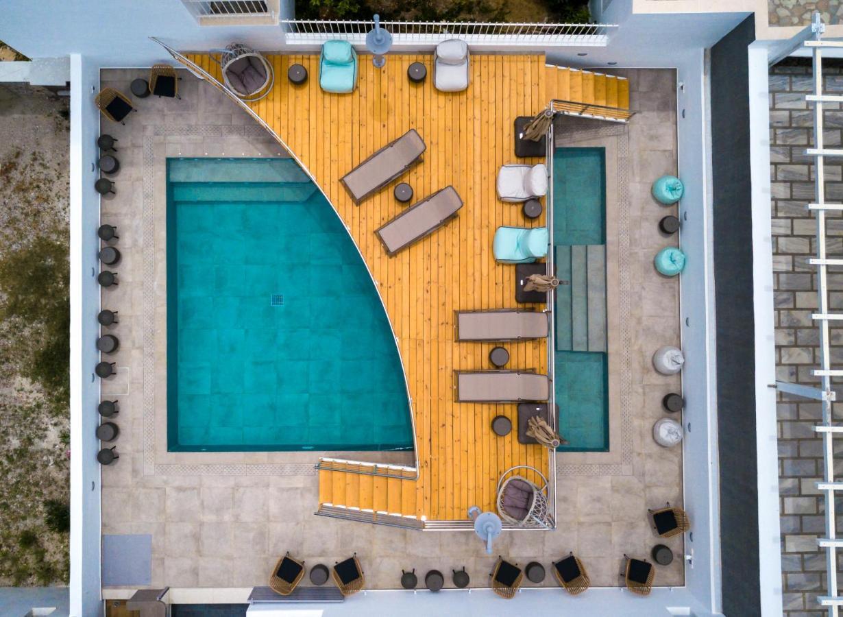 Deluxe Hotel Santorini Fira  Exterior foto