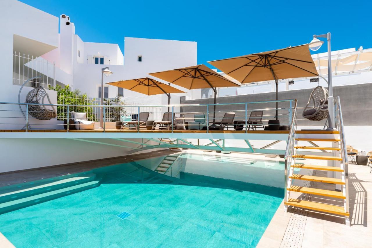 Deluxe Hotel Santorini Fira  Exterior foto