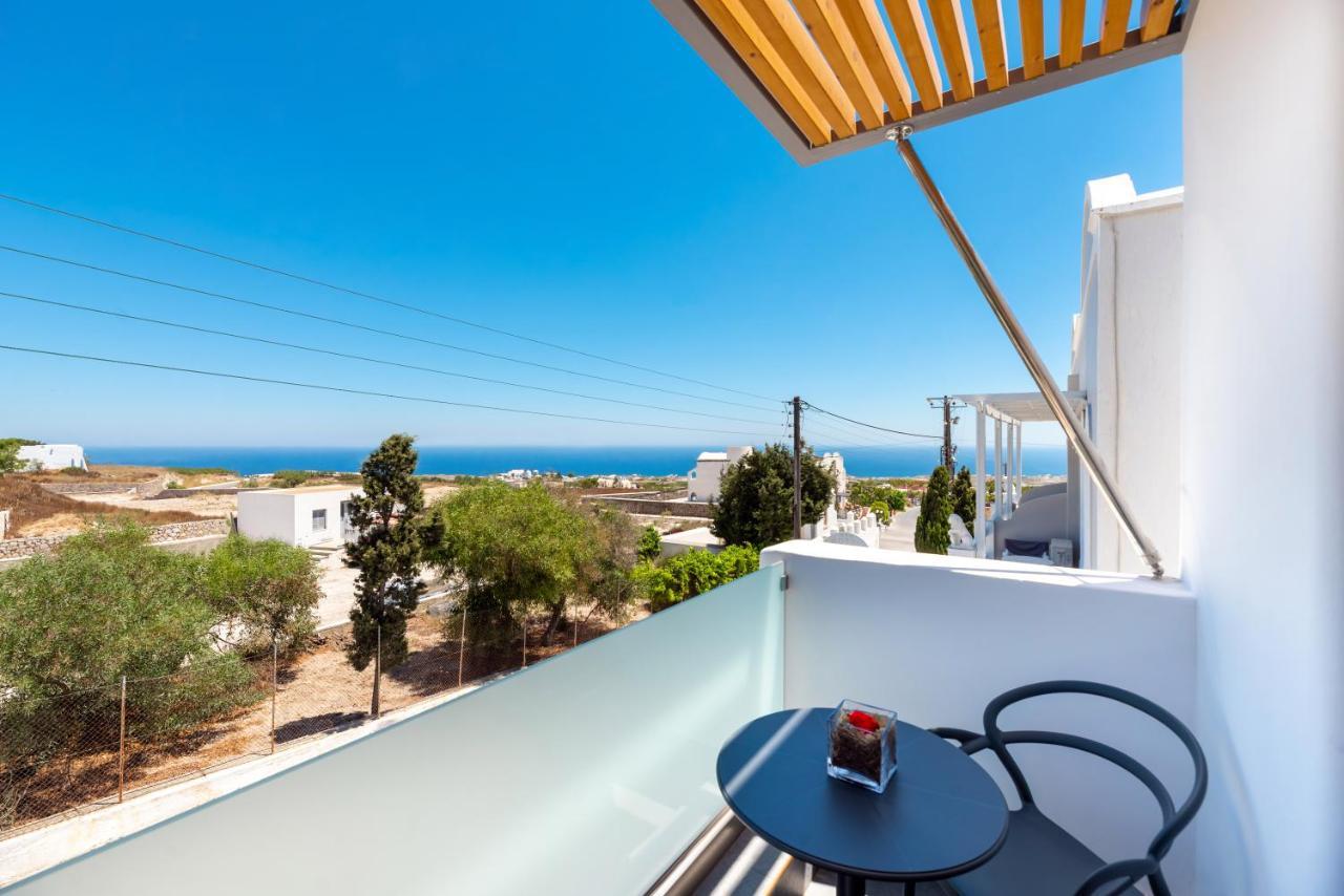 Deluxe Hotel Santorini Fira  Exterior foto